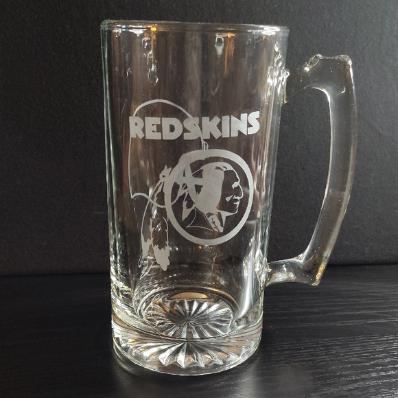 Redskin Etched Glass Beer Mug #60 - Picture 1 of 3
